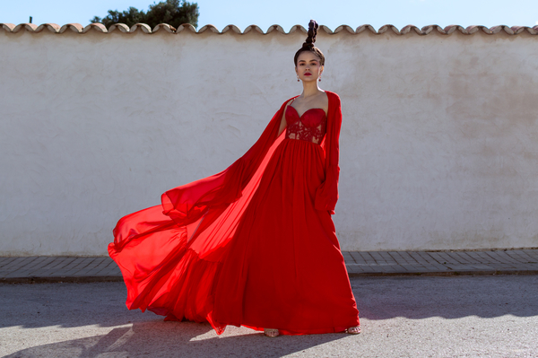 Vestido de ceremonia lencero rojo